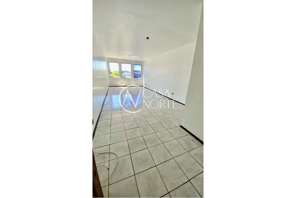 Sala Comercial à venda , 38m², Cristóvão Colombo no bairro Moinhos de Vento em Porto Alegre