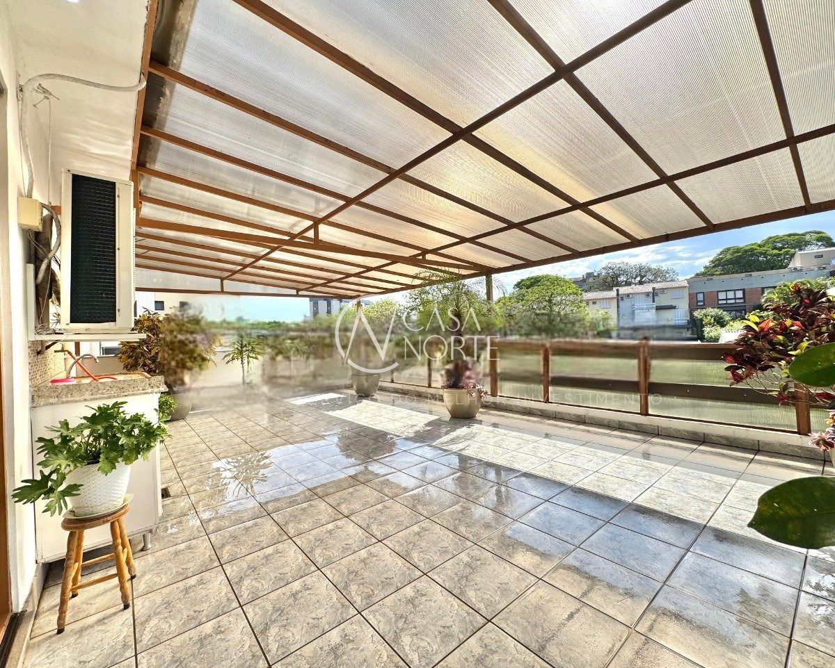 Cobertura à venda com 3 quartos, 208m², 1 suíte, 2 vagas, Rua Ouro Preto no bairro Cristo Redentor em Porto Alegre