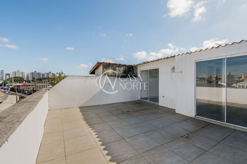 Cobertura à venda com 3 quartos, 134m², 2 suítes, 1 vaga, Avenida Baltazar de Oliveira Garcia no bairro São Sebastião em Porto Alegre