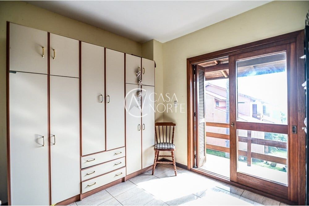 Casa de Condomínio à venda com 2 quartos, 166m², 1 suíte, 2 vagas, Ponciano Pachêco da Silveira no bairro Serraria em Porto Alegre