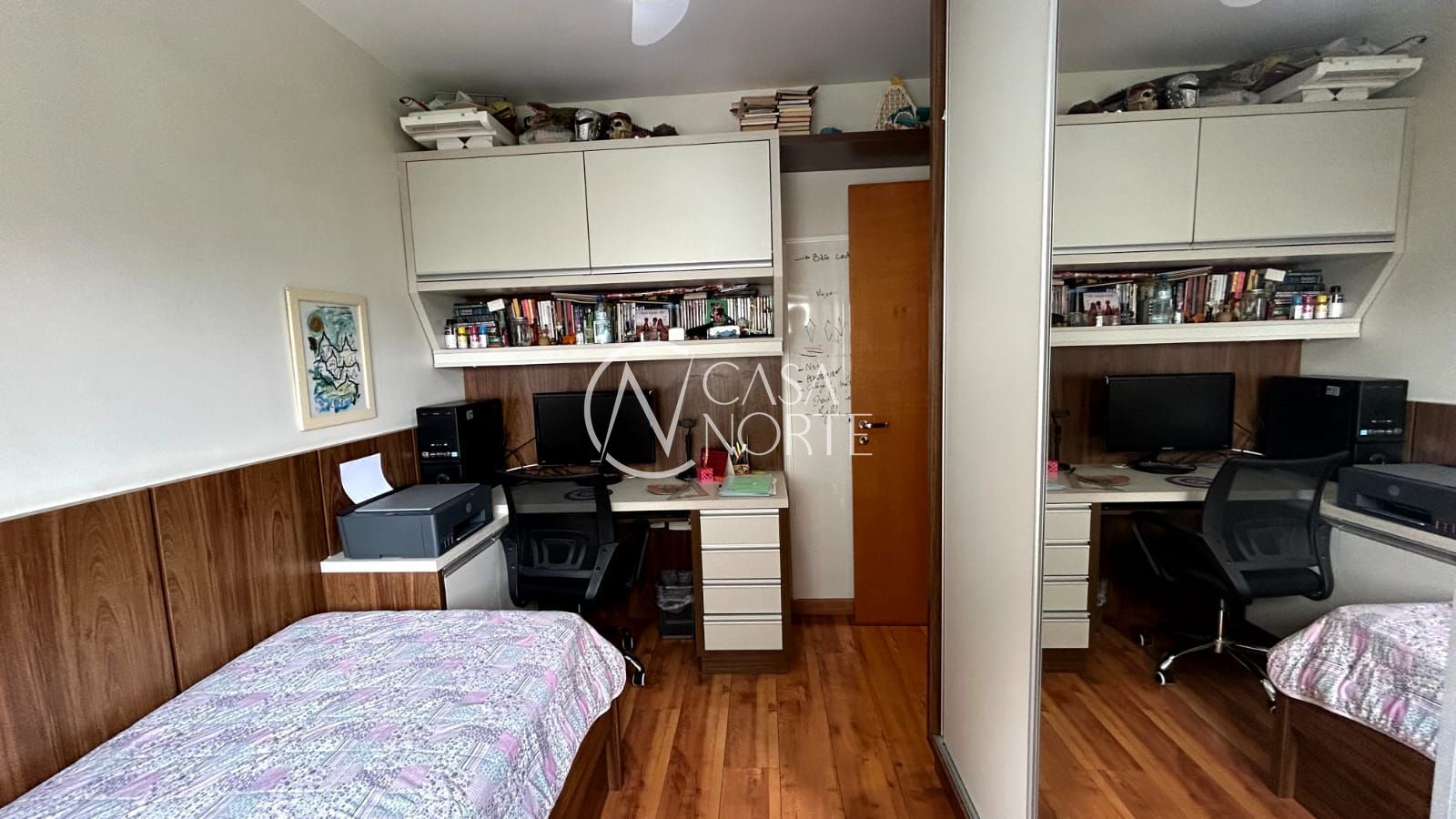 Apartamento à venda com 3 quartos, 81m², 2 vagas, Avenida Grécia no bairro Passo da Areia em Porto Alegre