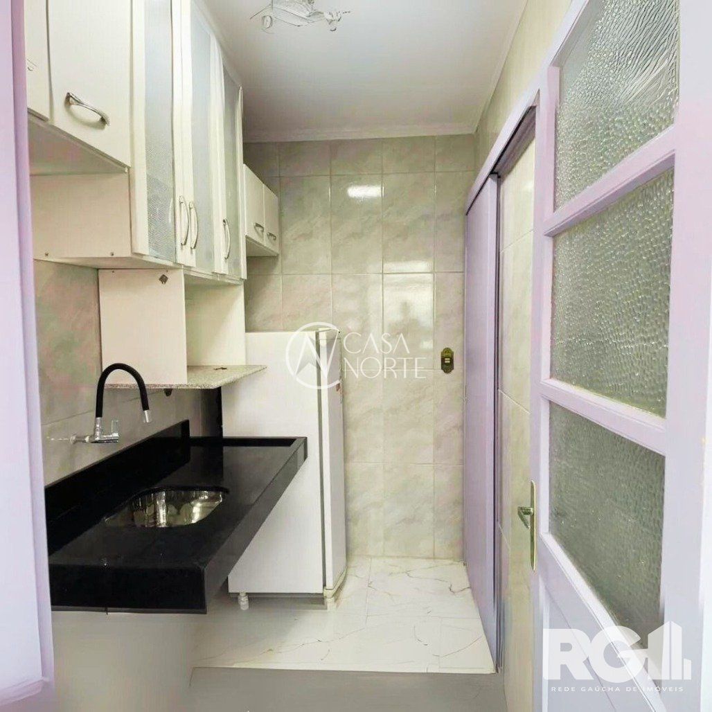 Apartamento à venda com 1 quarto, 43m², Avenida do Forte no bairro Vila Ipiranga em Porto Alegre