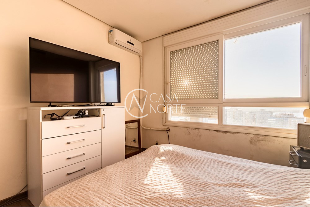 Apartamento à venda com 3 quartos, 118m², Rua Duque de Caxias no bairro Centro Histórico em Porto Alegre