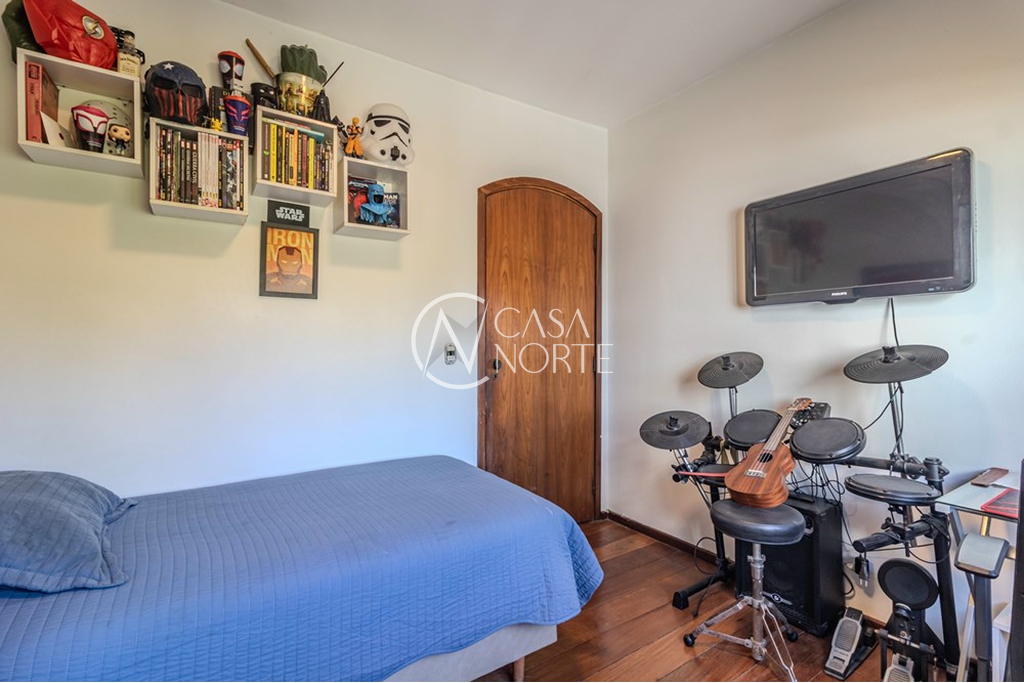 Cobertura à venda com 3 quartos, 210m², 2 vagas, Inhanduí no bairro Cristal em Porto Alegre