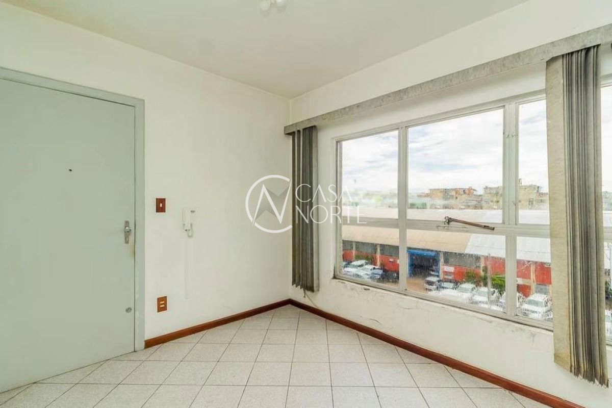 Sala Comercial à venda com 1 quarto, 42m², Avenida Pernambuco no bairro Navegantes em Porto Alegre