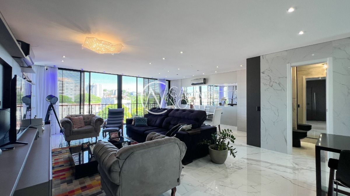 Apartamento à venda com 3 quartos, 185m², 3 suítes, 4 vagas, Travessa Guianas no bairro Jardim Lindóia em Porto Alegre