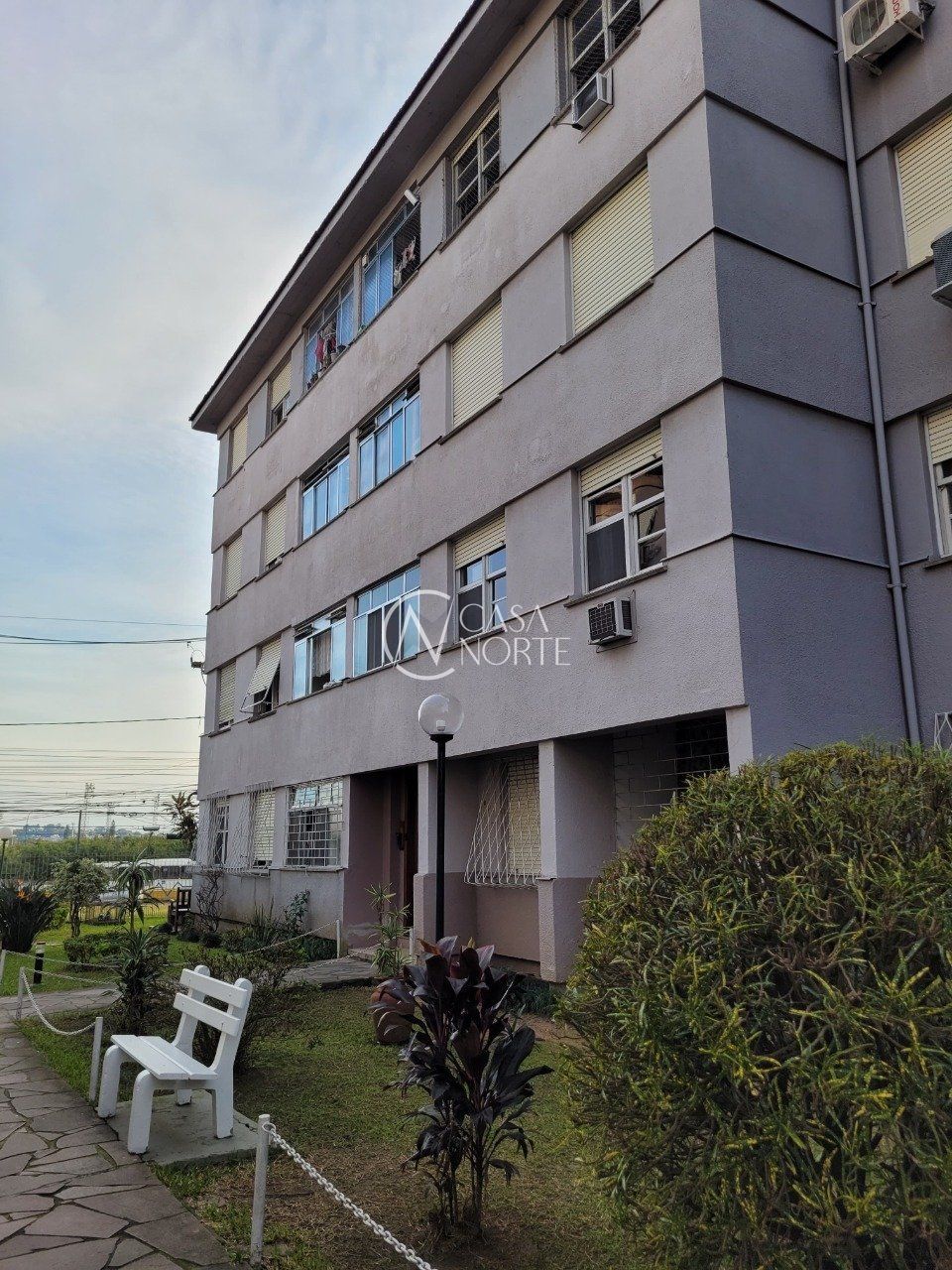 Apartamento à venda com 2 quartos, 55m², 1 vaga, Chuí no bairro Cristal em Porto Alegre