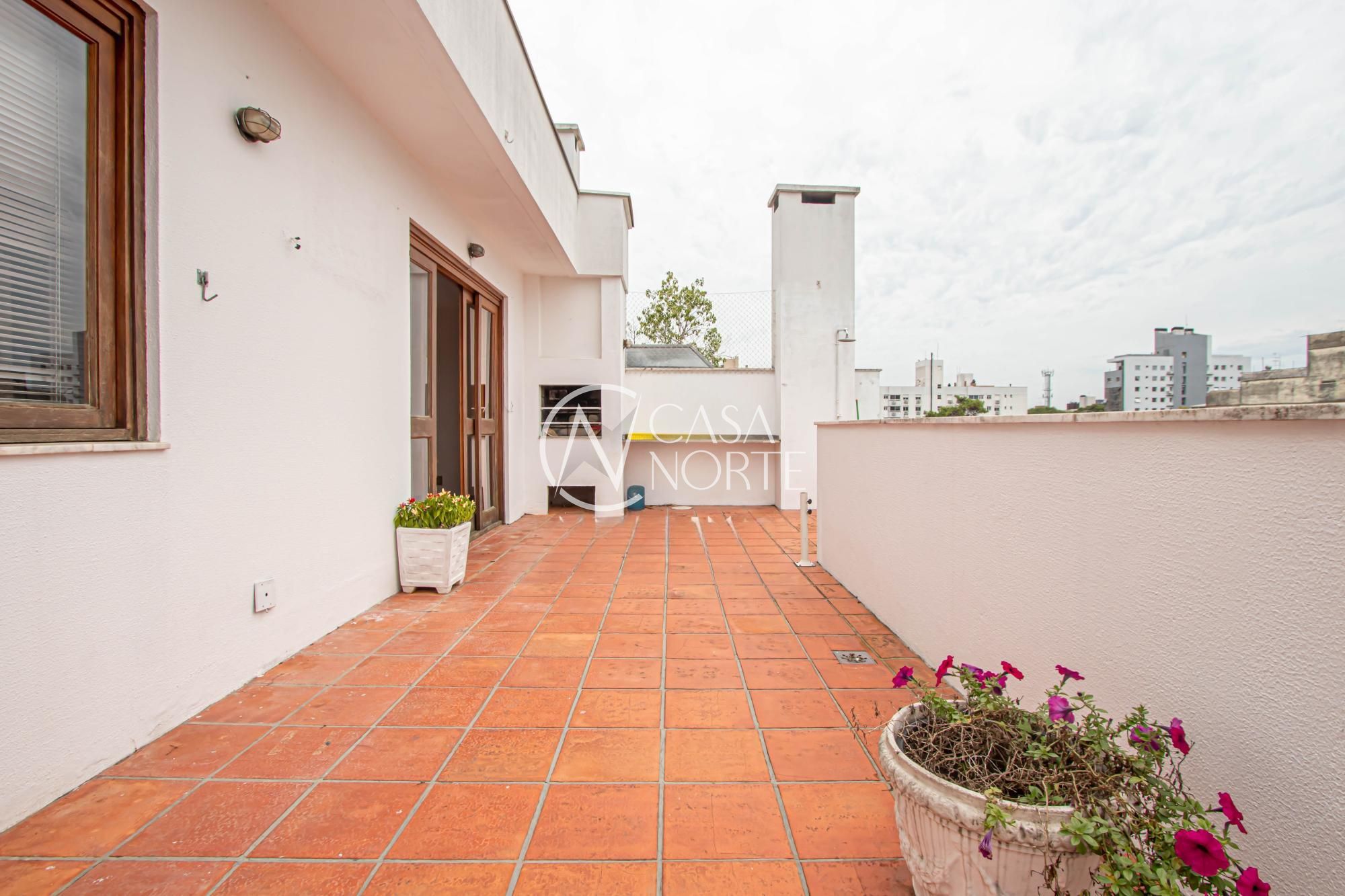 Cobertura à venda com 3 quartos, 155m², 1 suíte, 2 vagas, Rua Tenente-Coronel Fabrício Pilar no bairro Mont Serrat em Porto Alegre