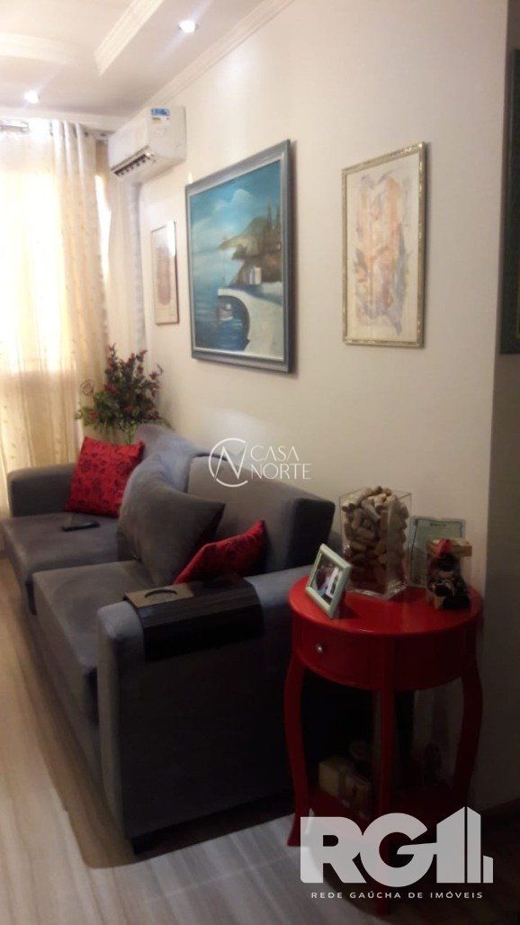 Apartamento à venda com 2 quartos, 48m², 1 vaga, Rua Tenente Ary Tarrago no bairro Jardim Itu em Porto Alegre