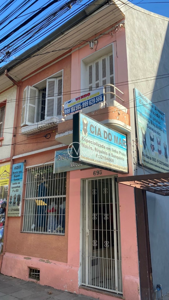 Casa à venda com 4 quartos, 102m², 1 vaga, Santana no bairro Farroupilha em Porto Alegre