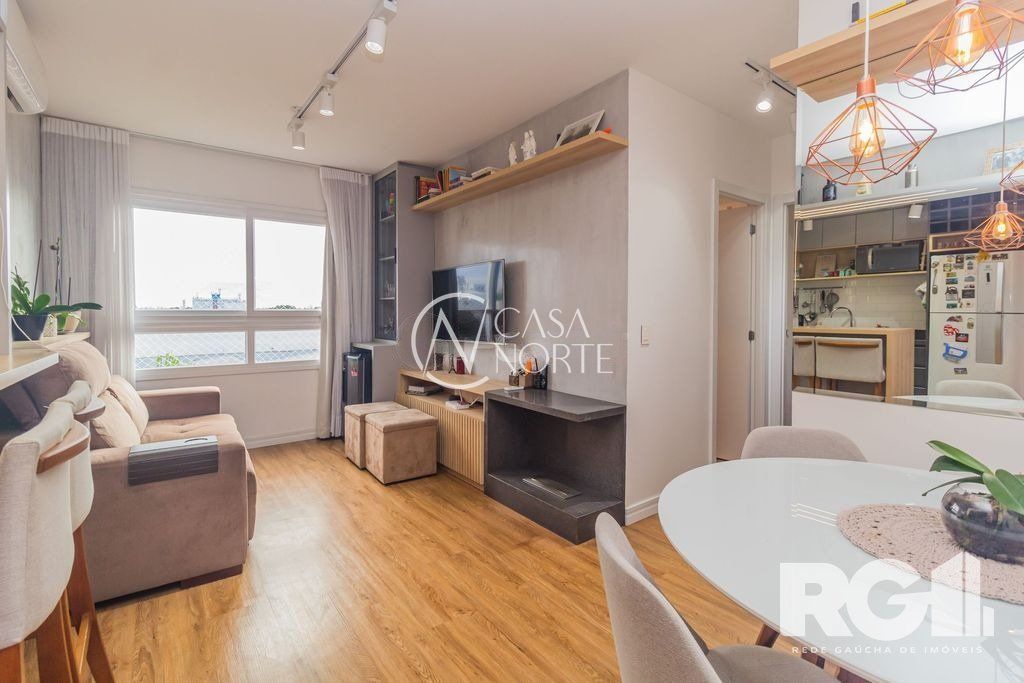 Apartamento à venda com 2 quartos, 62m², 1 suíte, 1 vaga, Rua Doutor João Inácio no bairro São João em Porto Alegre