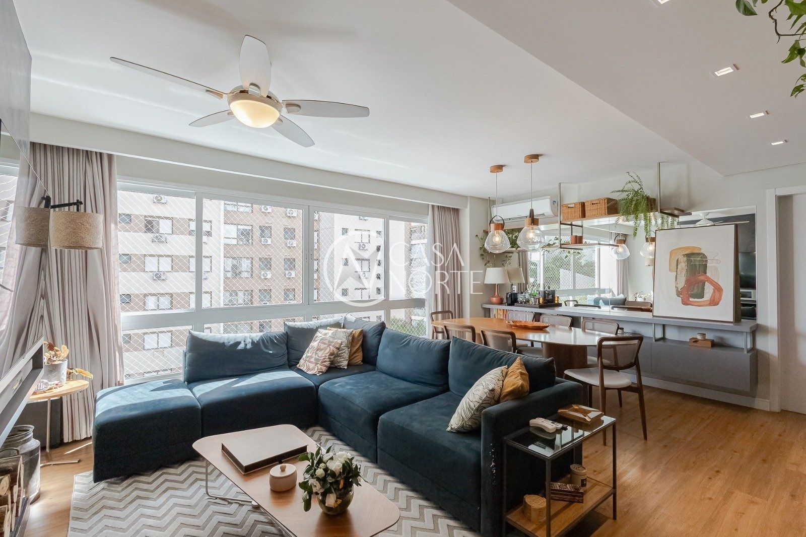 Apartamento à venda com 3 quartos, 107m², 1 suíte, 2 vagas, Rua Jari no bairro Passo da Areia em Porto Alegre
