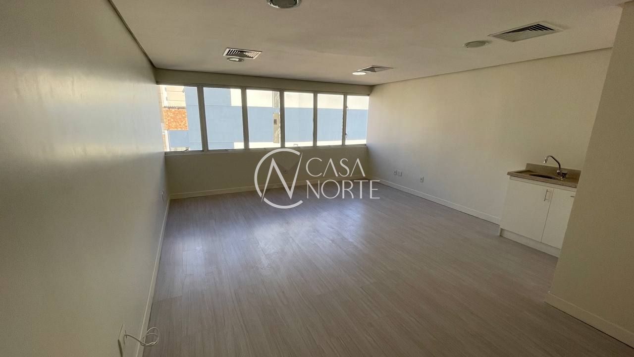 Sala Comercial à venda com 1 quarto, 29m², 1 vaga, Rua Washington Luiz no bairro Centro Histórico em Porto Alegre