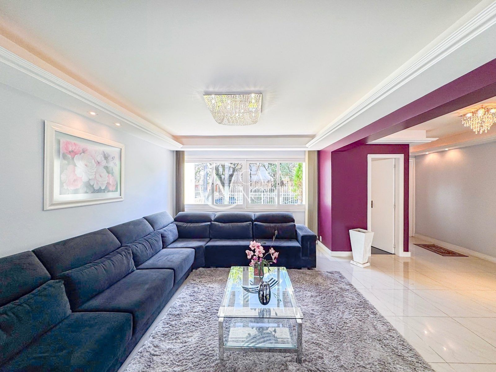 Casa à venda com 3 quartos, 205m², 1 suíte, 3 vagas, Rua Doutor Eduardo Marques Júnior no bairro Jardim Planalto em Porto Alegre