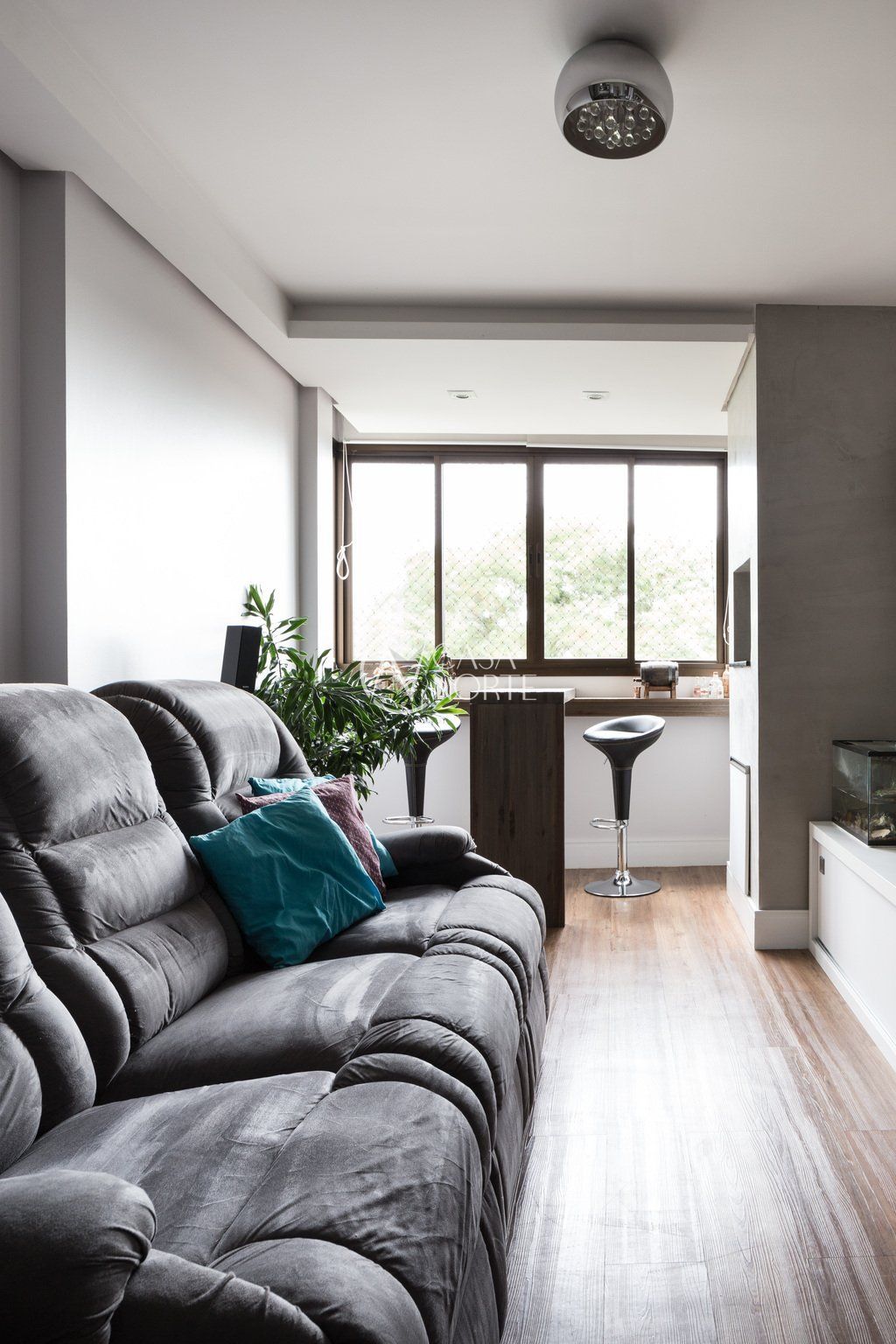 Apartamento à venda com 2 quartos, 73m², 1 suíte, 1 vaga, Lopo Gonçalves no bairro Cidade Baixa em Porto Alegre