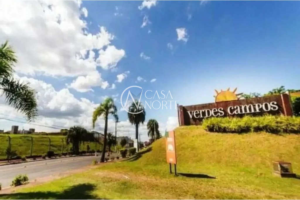 Casa à venda com 2 quartos, 165m², 2 vagas, Rua Erny Ludwig no bairro Mário Quintana em Porto Alegre