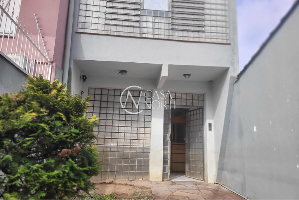 Casa à venda com 3 quartos, 100m², 2 vagas, Rua Barão do Gravataí no bairro Menino Deus em Porto Alegre