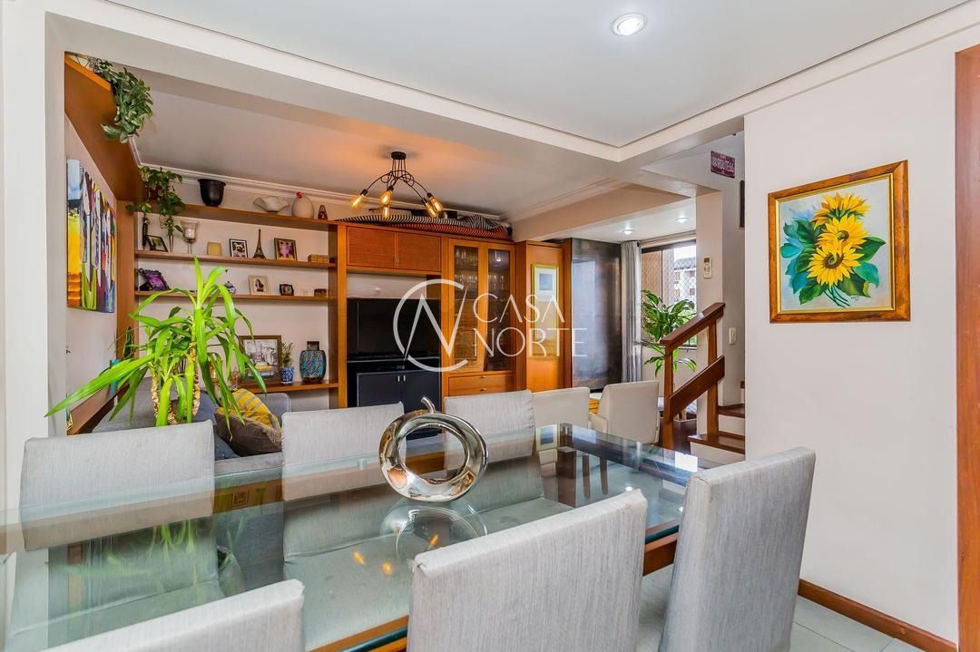 Apartamento à venda com 2 quartos, 84m², 1 vaga, Rua Brito Peixoto no bairro Passo da Areia em Porto Alegre