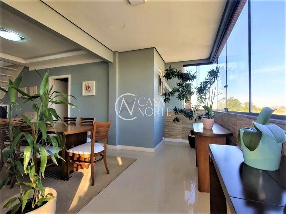 Cobertura à venda com 3 quartos, 211m², 1 suíte, 3 vagas, Rua Maestro Salvador Campanella no bairro Jardim Planalto em Porto Alegre