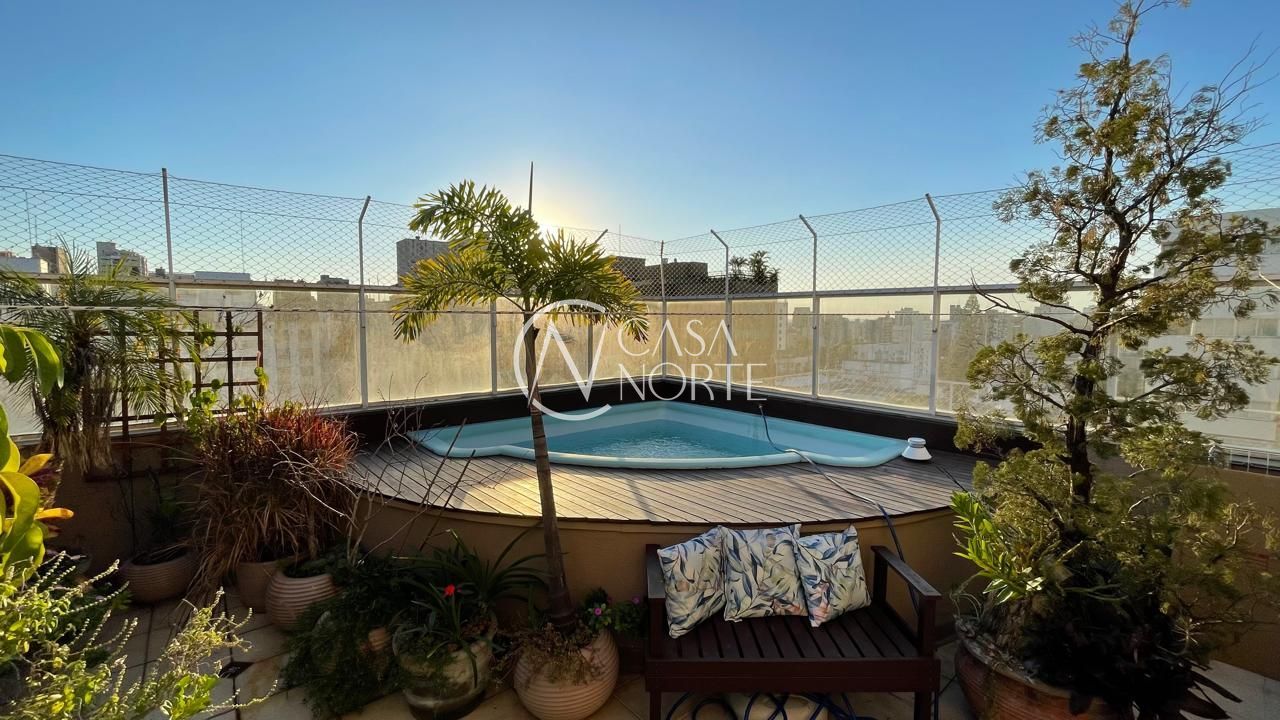 Cobertura à venda com 3 quartos, 141m², 1 suíte, 2 vagas, Rua Silva Jardim no bairro Bela Vista em Porto Alegre