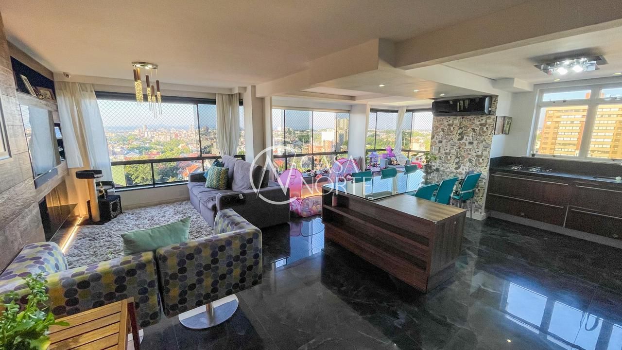 Cobertura à venda com 4 quartos, 210m², 1 suíte, 2 vagas, Rua Antônio Manoel da Rosa no bairro Jardim Itu Sabará em Porto Alegre