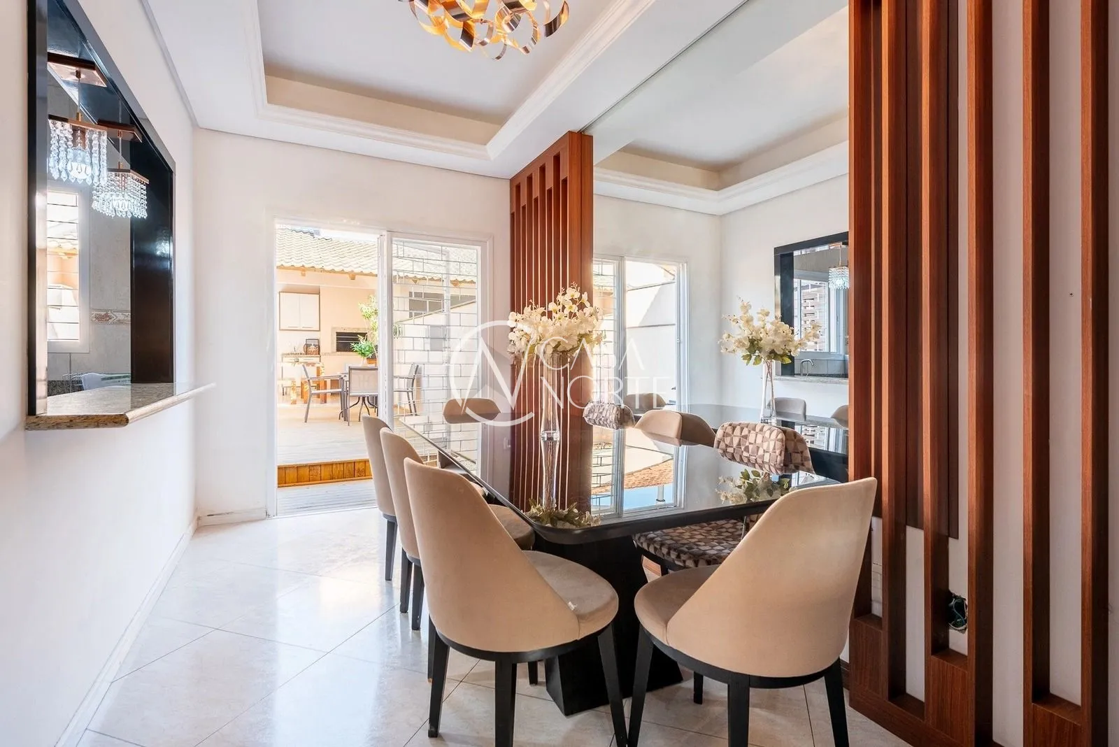Casa à venda com 3 quartos, 150m², 1 suíte, 2 vagas, Avenida Alberto Pasqualini no bairro Jardim Itu em Porto Alegre