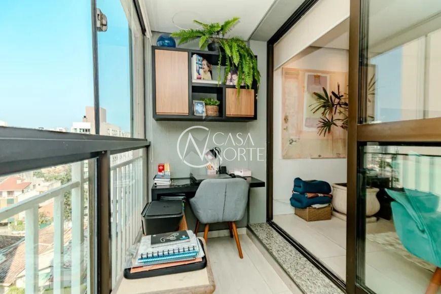 Apartamento à venda com 3 quartos, 84m², 1 suíte, 2 vagas, Avenida Andaraí no bairro Passo da Areia em Porto Alegre