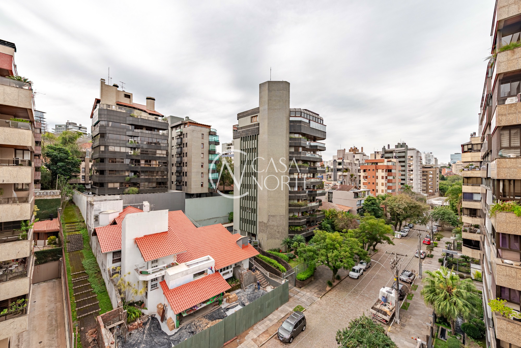 Cobertura à venda com 4 quartos, 425m², 3 suítes, 3 vagas, Rua Barão de Ubá no bairro Bela Vista em Porto Alegre