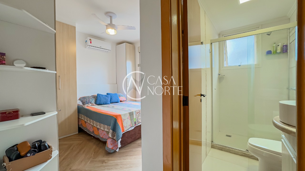 Apartamento à venda com 2 quartos, 74m², 1 suíte, 1 vaga, Anita Garibaldi no bairro Boa Vista em Porto Alegre