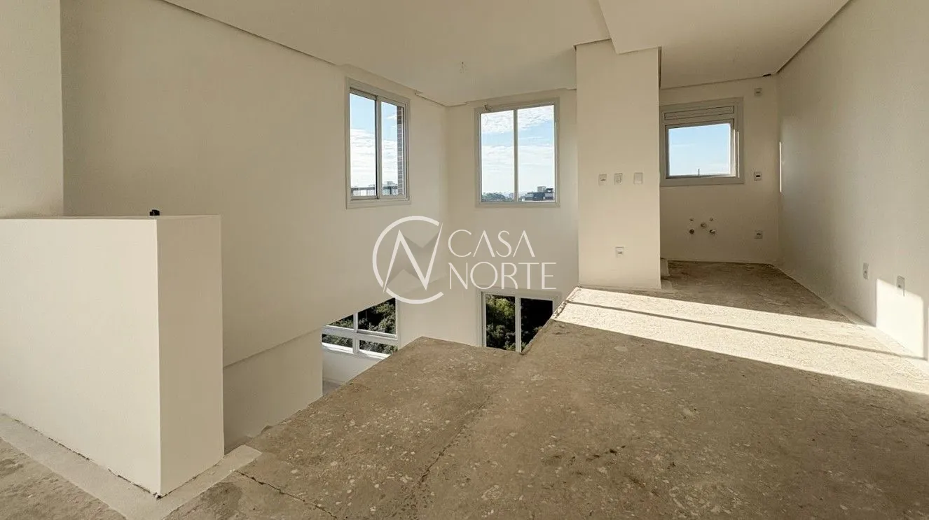 Cobertura à venda com 3 quartos, 175m², 1 suíte, 2 vagas, Rua Nicolau Faillace no bairro Jardim Planalto em Porto Alegre