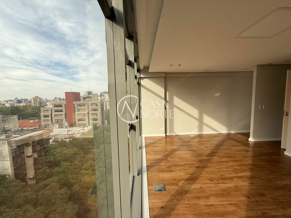 Sala Comercial à venda , 30m², 1 vaga, Rua Dona Laura no bairro Rio Branco em Porto Alegre