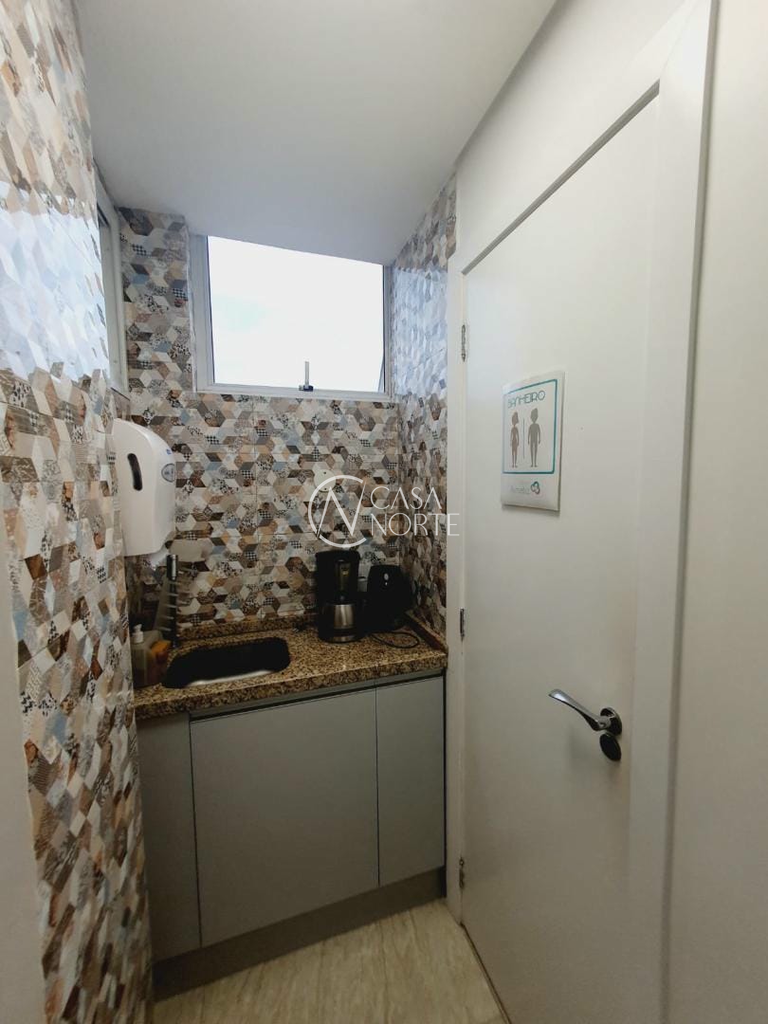 Sala Comercial à venda , 85m², Rua Professor Annes Dias no bairro Centro Histórico em Porto Alegre