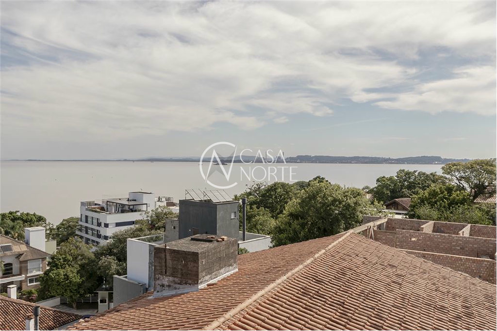 Casa à venda com 4 quartos, 631m², 3 suítes, 2 vagas, Goitacaz no bairro Vila Assunção em Porto Alegre