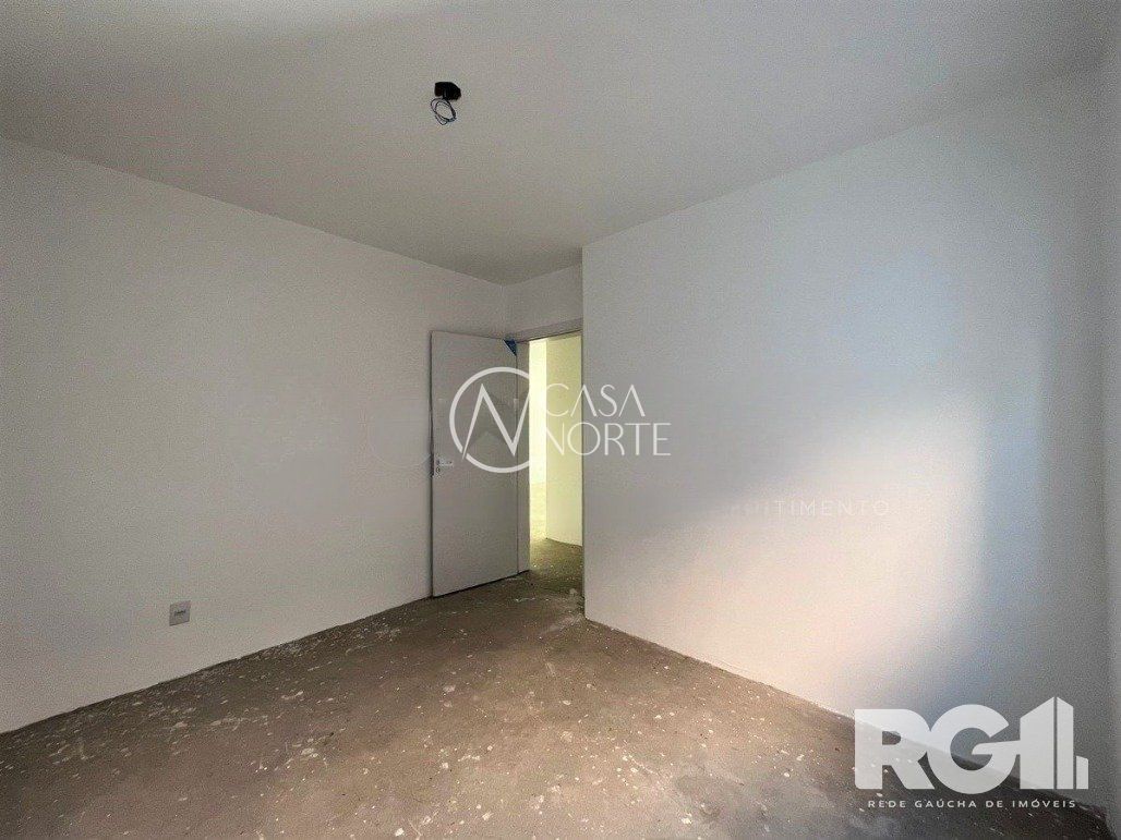 Apartamento à venda com 2 quartos, 77m², 1 suíte, 1 vaga, Praça Ivo Corrêa Meyer no bairro São Sebastião em Porto Alegre