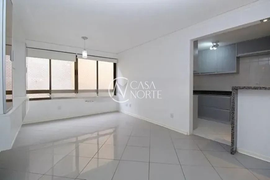 Apartamento à venda com 2 quartos, 58m², 1 suíte, 1 vaga, Rua Ariovaldo Pinheiro no bairro Passo da Areia em Porto Alegre