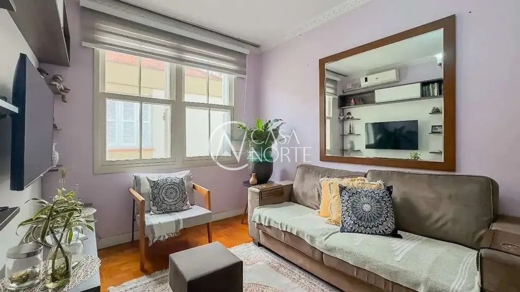 Apartamento à venda com 2 quartos, 58m², Travessa Olímpio de Oliveira Pacheco no bairro Vila Ipiranga em Porto Alegre