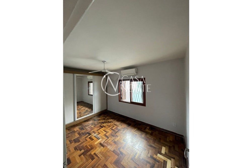 Casa à venda com 3 quartos, 129m², João Fernandes Soares no bairro Santa Tereza em Porto Alegre