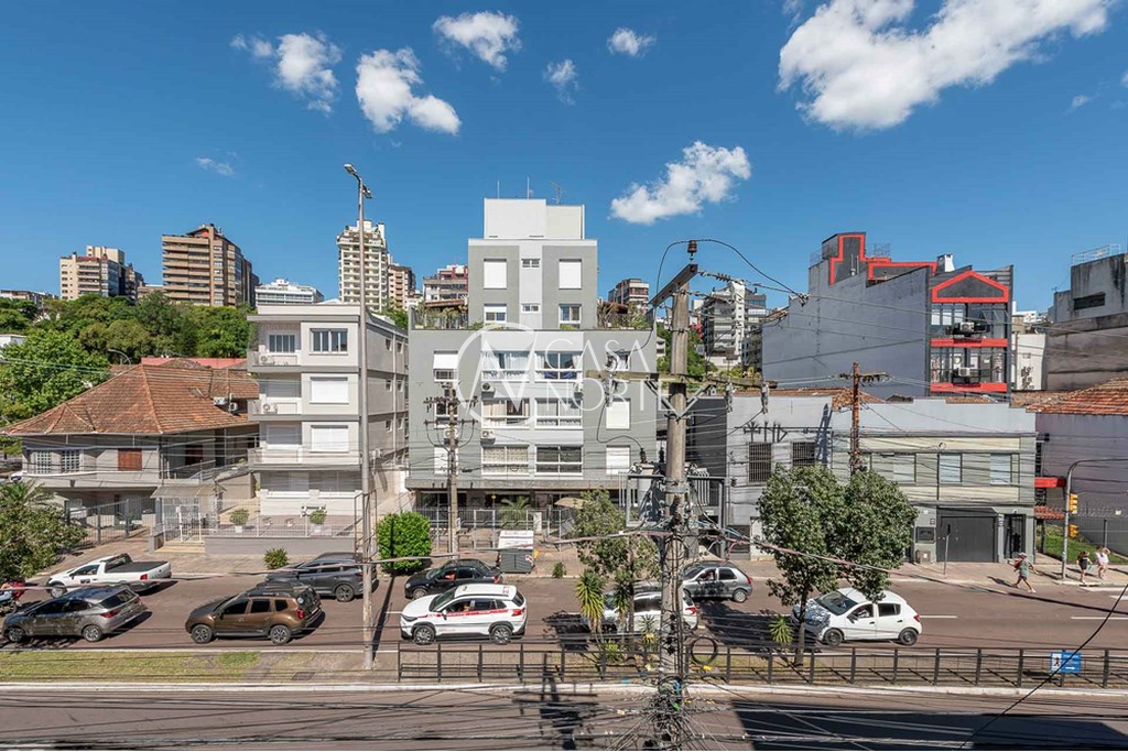 Apartamento à venda com 3 quartos, 107m², Avenida Cristóvão Colombo no bairro Floresta em Porto Alegre