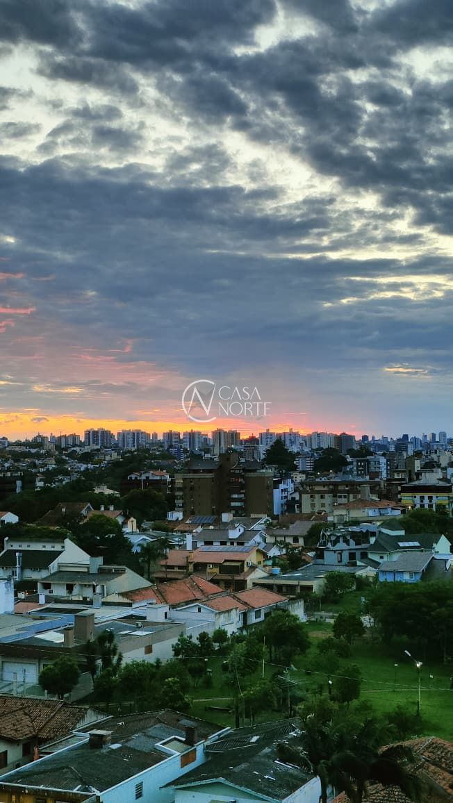 Apartamento à venda com 2 quartos, 48m², 1 vaga, Rua Tenente Ary Tarrago no bairro Jardim Itu em Porto Alegre