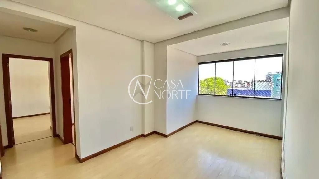 Cobertura à venda com 2 quartos, 144m², 1 suíte, 2 vagas, Rua Sapê no bairro Passo da Areia em Porto Alegre
