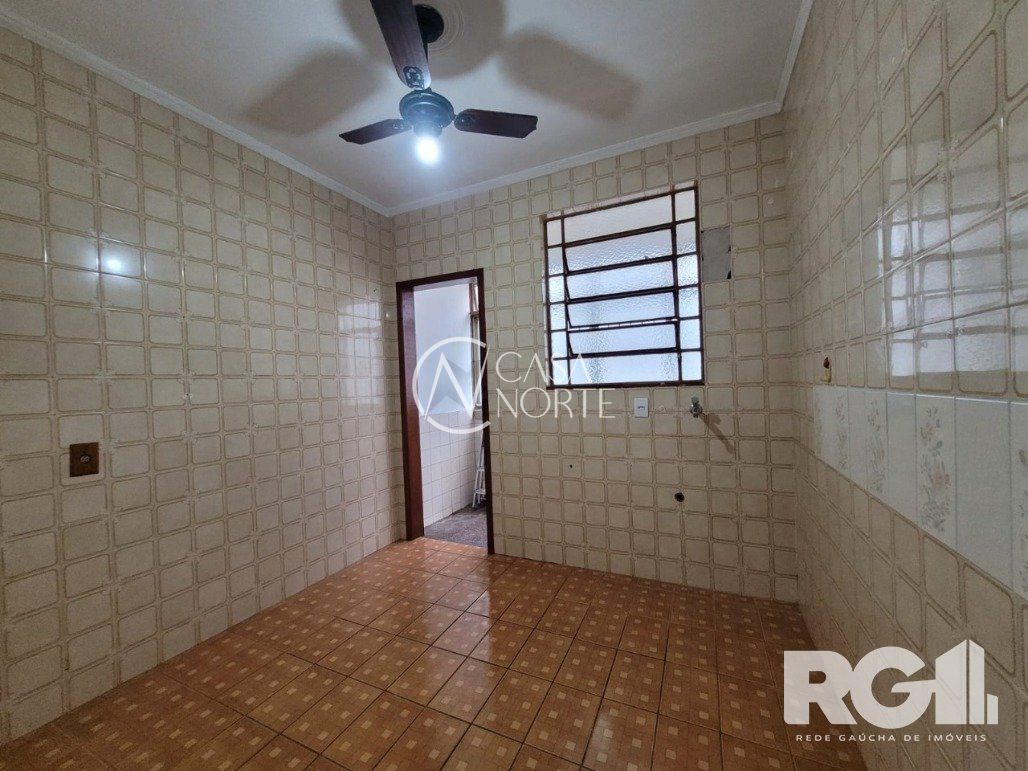 Apartamento à venda com 2 quartos, 74m², 3 vagas, Rua Adão Baino no bairro Cristo Redentor em Porto Alegre