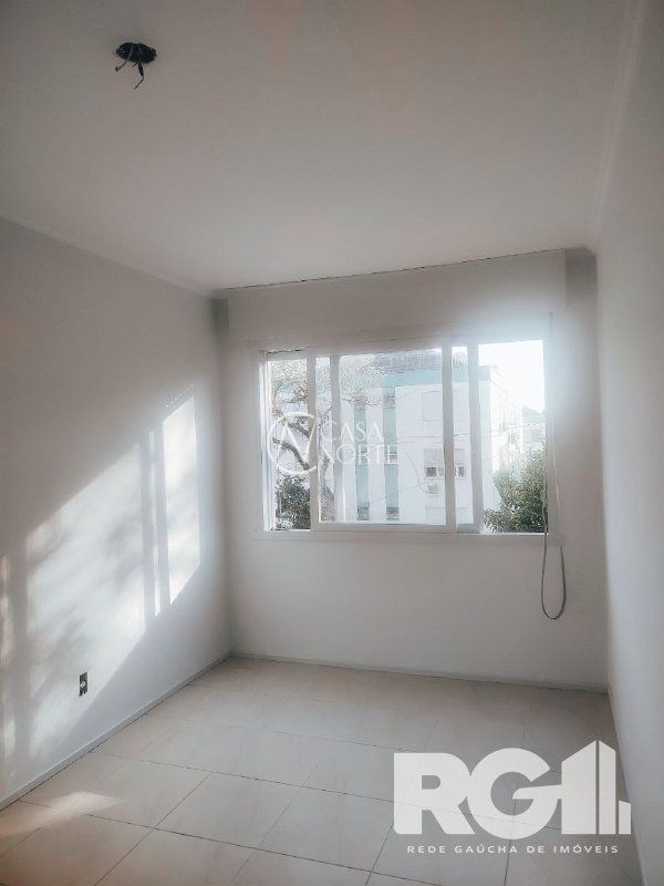 Apartamento à venda com 2 quartos, 55m², 1 vaga, Rua Carlos Estevão no bairro Jardim Leopoldina em Porto Alegre