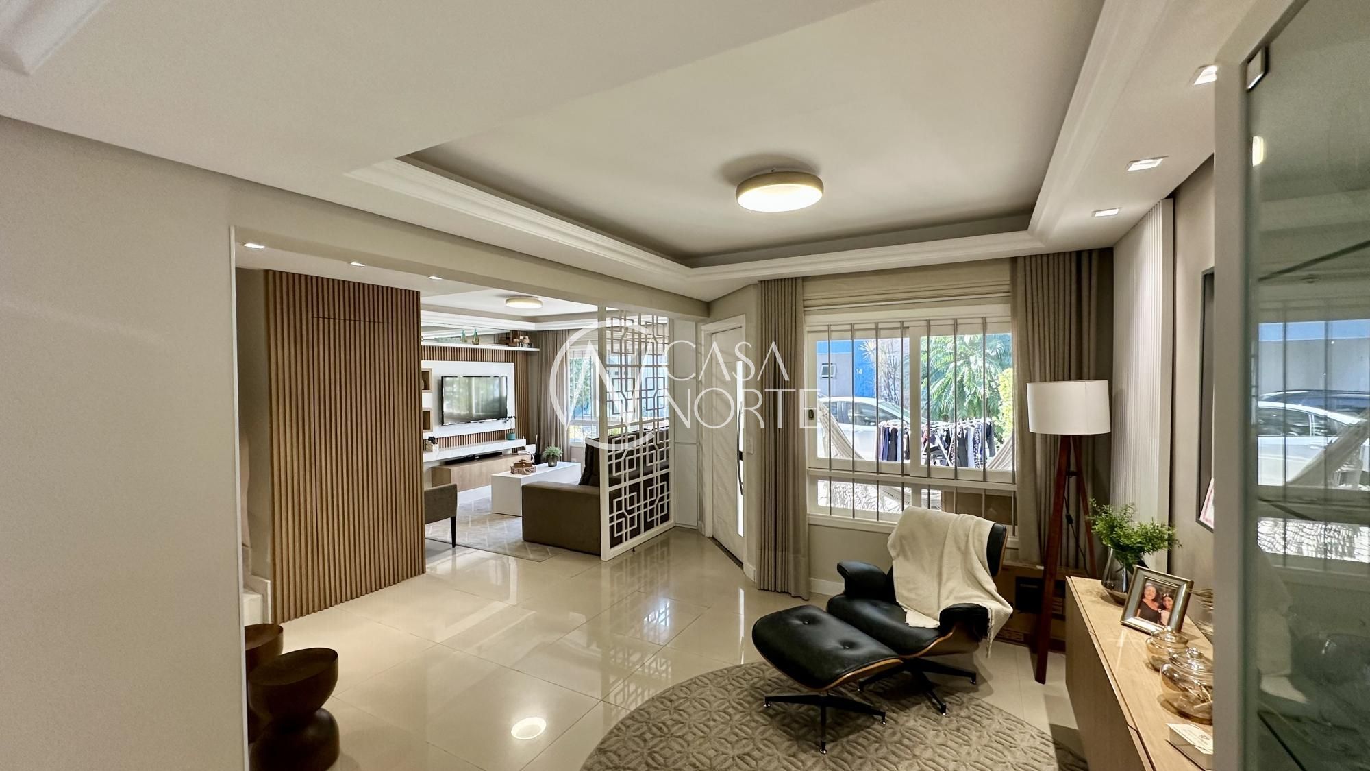 Casa de Condomínio à venda com 3 quartos, 300m², 1 suíte, 2 vagas, Alameda Três de Outubro no bairro Ecoville em Porto Alegre