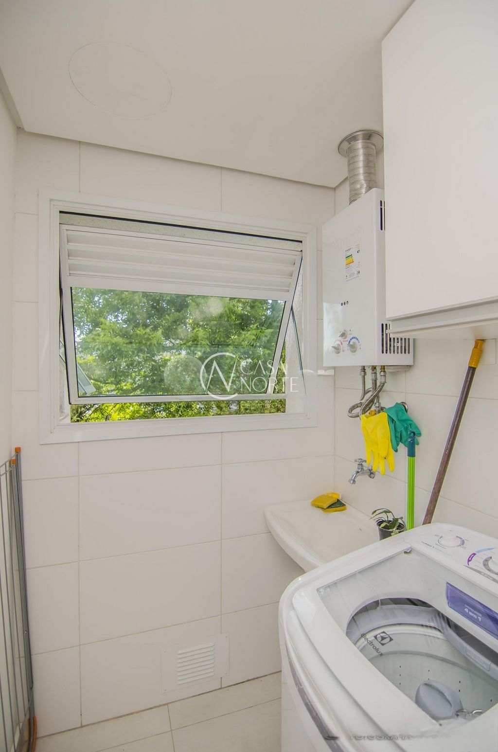 Apartamento à venda com 1 quarto, 48m², 1 suíte, 1 vaga, Avenida Coronel Lucas de Oliveira no bairro Mont Serrat em Porto Alegre