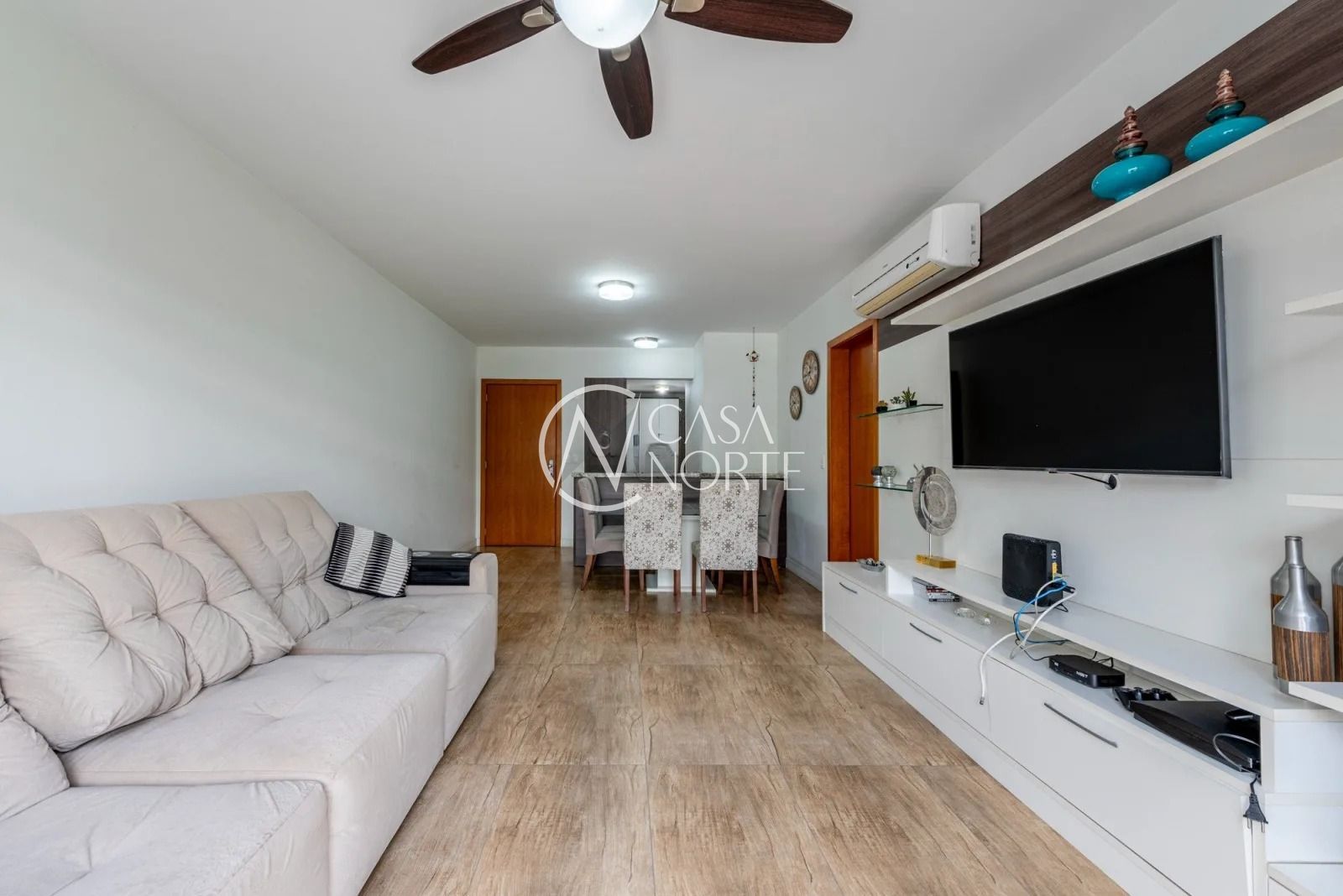Apartamento Garden à venda com 3 quartos, 108m², 1 suíte, 2 vagas, Avenida Doutor Nilo Peçanha no bairro Chácara das Pedras em Porto Alegre