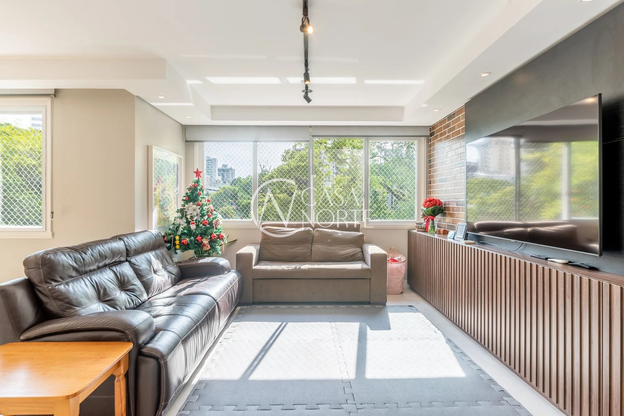 Apartamento à venda com 4 quartos, 130m², 1 suíte, 2 vagas, Avenida Doutor Nilo Peçanha no bairro Três Figueiras em Porto Alegre