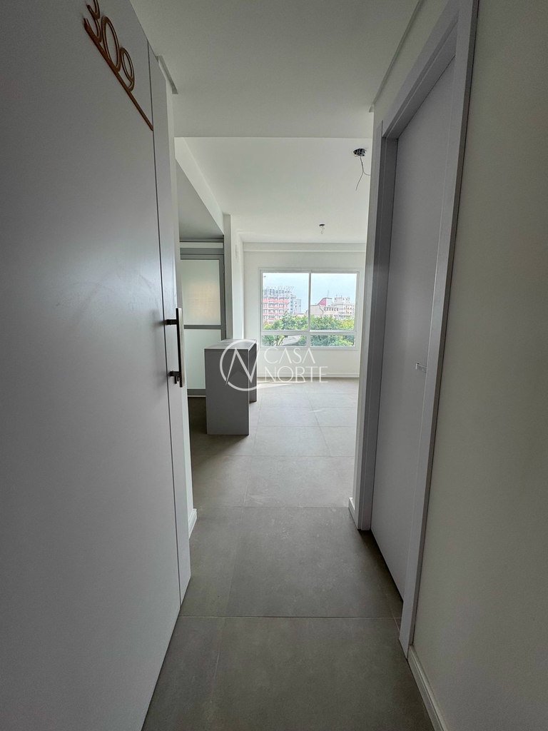 Apartamento à venda com 1 quarto, 43m², 1 suíte, 1 vaga, Carmen no bairro Moinhos de Vento em Porto Alegre
