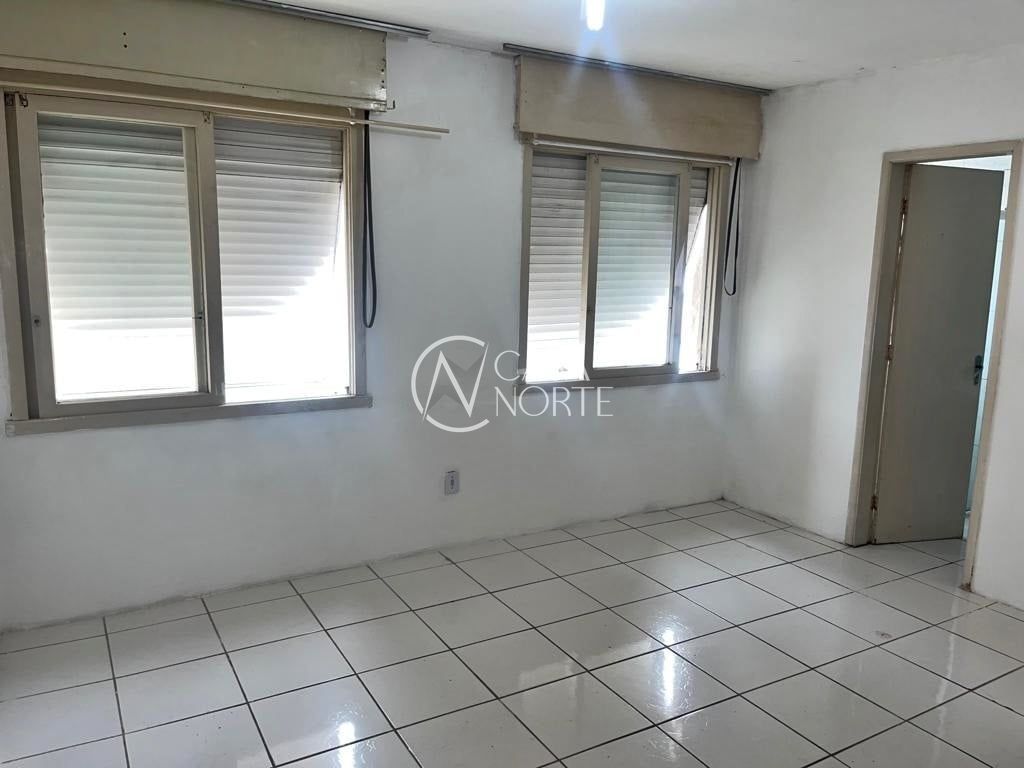 Studio à venda com 1 quarto, 30m², Carlos Estevão no bairro Jardim Leopoldina em Porto Alegre