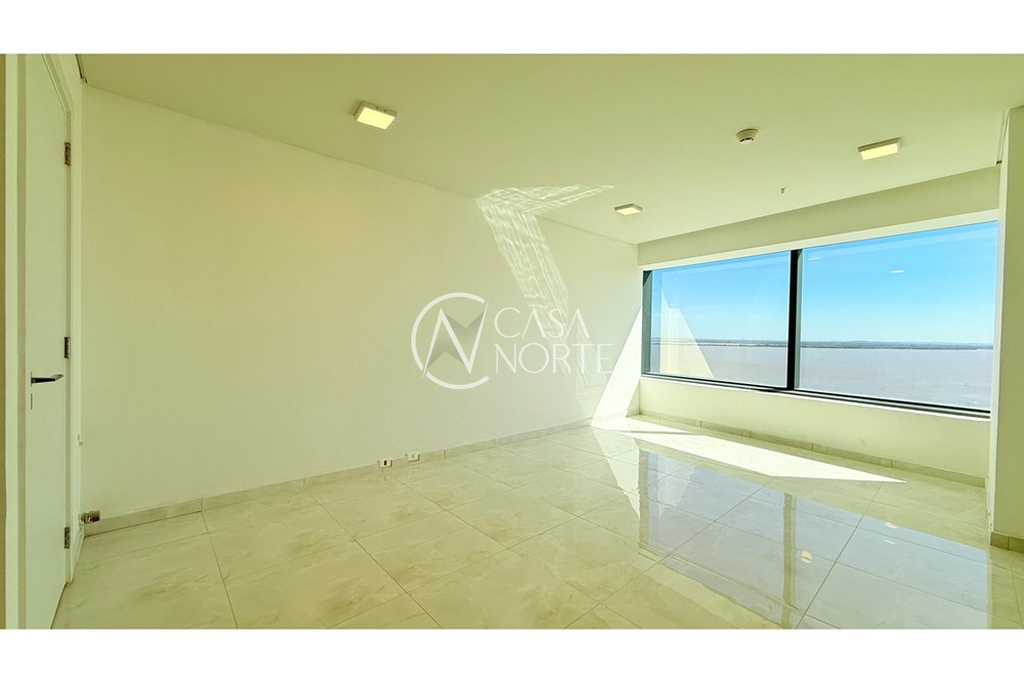 Sala Comercial à venda , 32m², 1 vaga, Avenida Padre Cacique no bairro Cristal em Porto Alegre