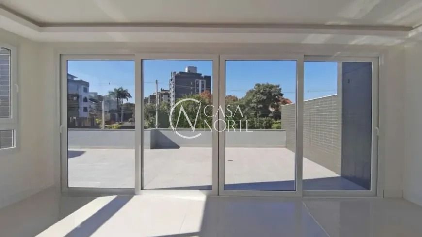 Apartamento Garden à venda com 3 quartos, 386m², 1 suíte, 4 vagas, Rua Walir Zottis no bairro Jardim Planalto em Porto Alegre